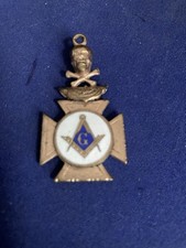 RARE VINTAGE MASONIC FOB. SKULL & CROSSBONES etc... (166A)
