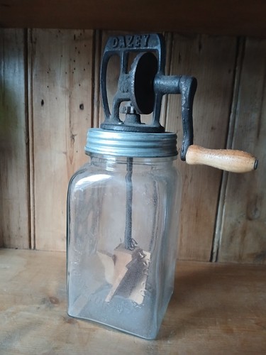 Dazey butter churn vintage - 3,