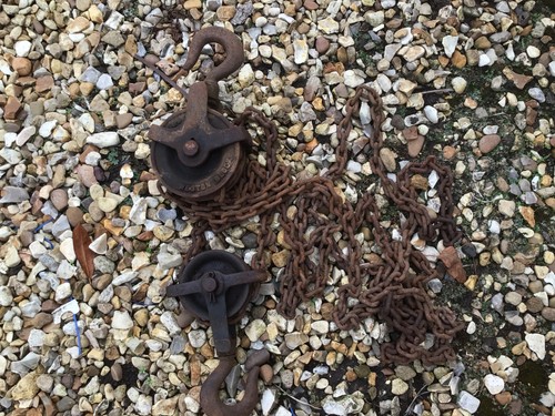 Weston block and tackle - block,