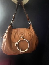 Tod's Leather Shoulder Bag Tan