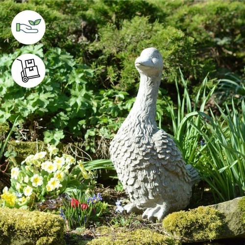 Detailed stone cast goose - cast,