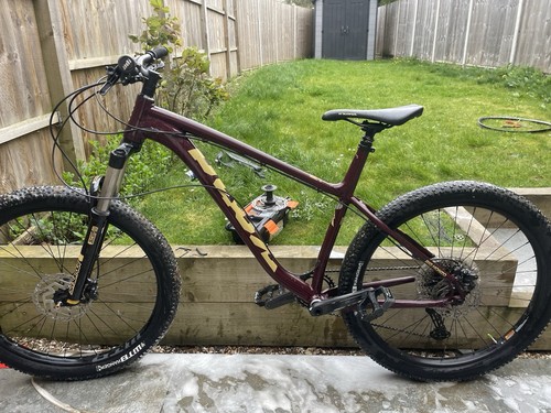 Kona big honzo - kona,