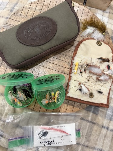 Vintage orvis fly wallet with - fly,