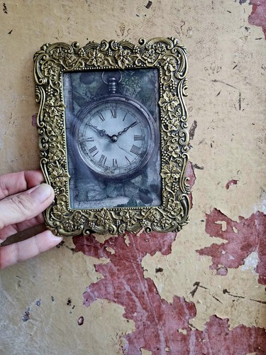 Heavy ornate gold - ornate, photo