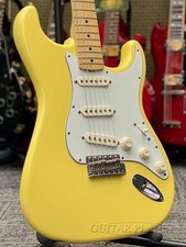 Fender American Vintage '70s Stratocaster Yellow White Refinish Maple 2012