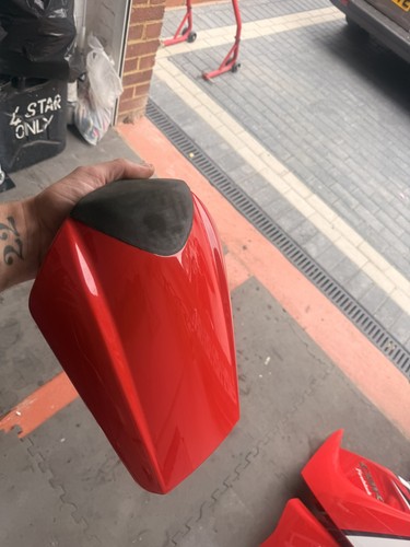 Rear seat cover cowl tail - rear,