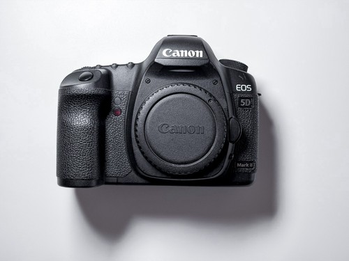 Canon eos mark dslr - canon,