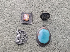 SMALL COLLECTION OF ASSORTED