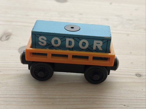 Thomas wooden railway cargo - railway,