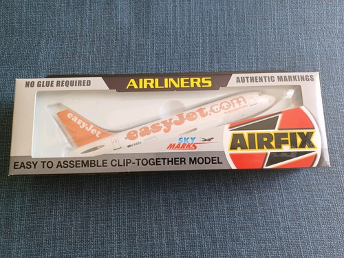 Sky marks airfix - sky, easyjet