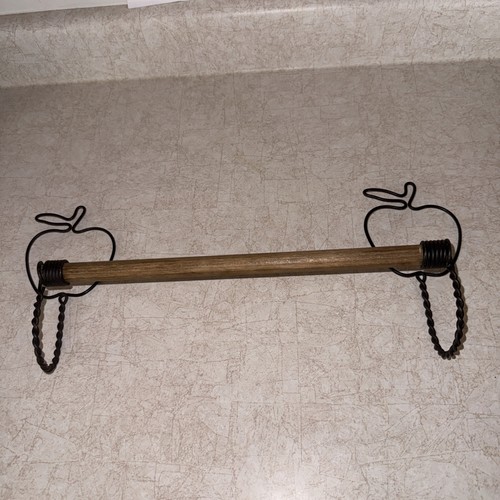 Classic wooden spool - wooden, towel