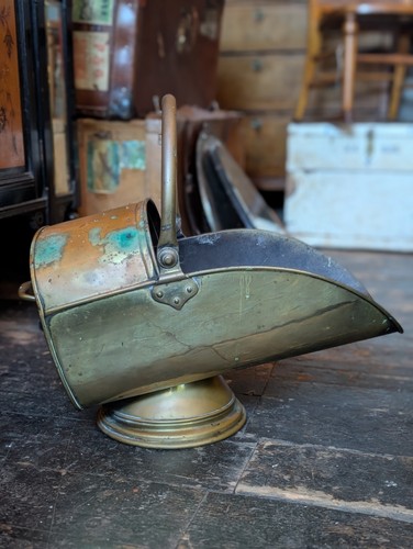 Vintage brass helmet coal - brass,