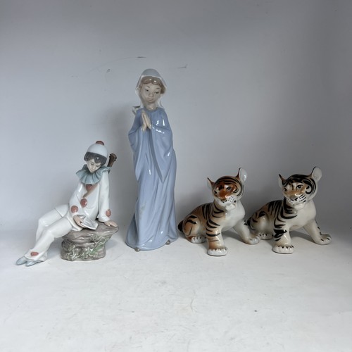 Job lot porcelain figurine - lot,