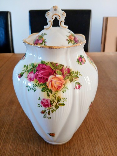 Royal albert old - royal,