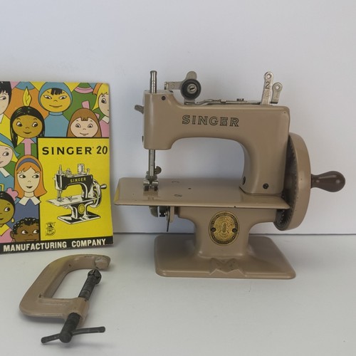 Vintage singer model - 20, toy