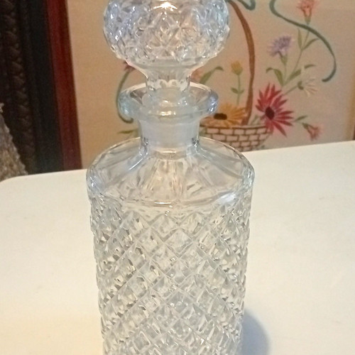 Clear cut glass - cut,