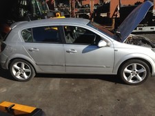 04-14 VAUXHALL ASTRA H MK5 1X