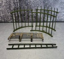 4 X Vintage Diecast Britains