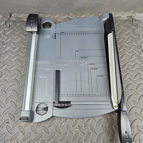 Office paper rotary - paper, trimmer