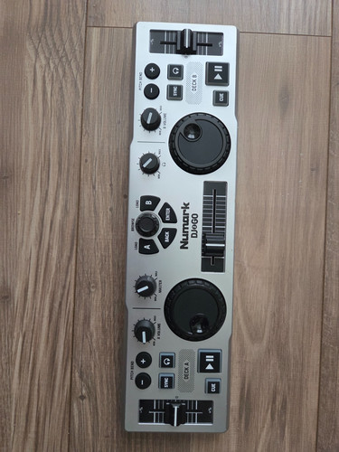 Numark dj2go controller - dj,