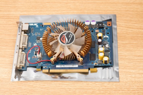 Asus geforce 8600gt gaming - asus,