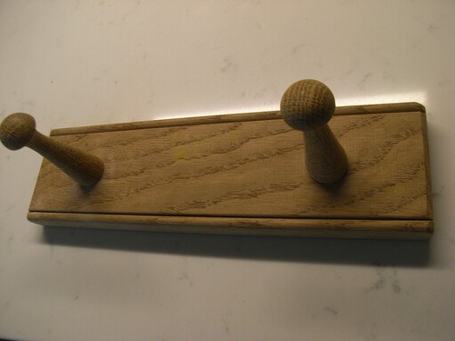 Shaker oak coat rack wooden - shaker,