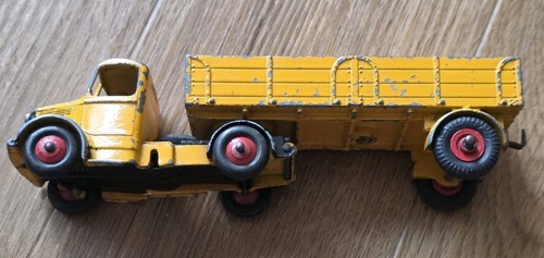 Dinky toys bedford articulated - dinky,