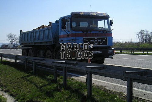 Truck photo man f2000 tipper - man,