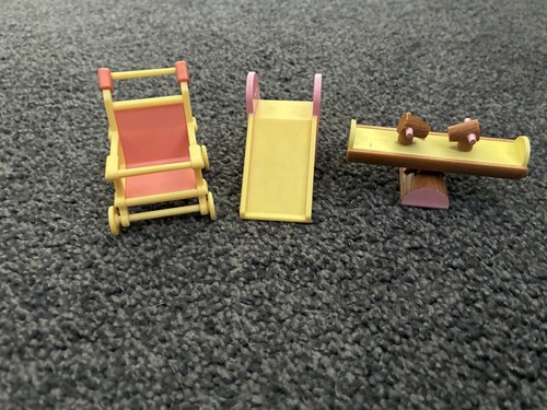 Sylvanian families playground - families,