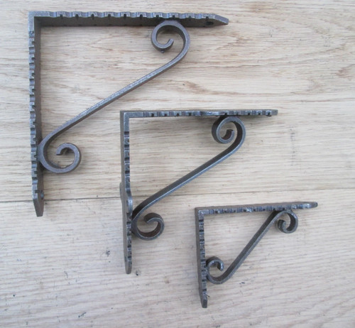 Shelf brackets cast - brackets, iron
