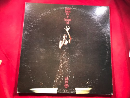Shirley bassey live at - bassey,