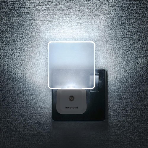 Integral led plug - plug, with