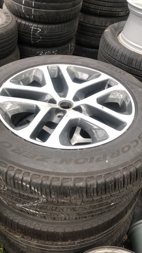 Genuine range rover - 20”,