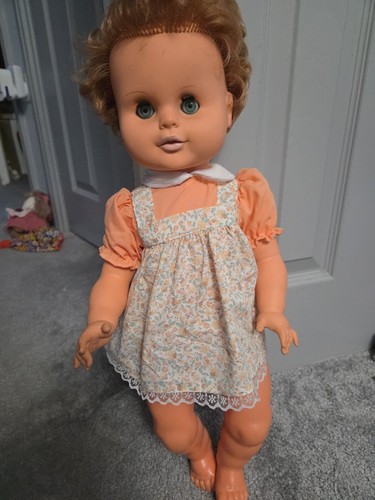 Vintage doll hard plastic - 20",
