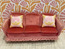 Vintage Lundby Dolls House Sofa 16th scale with cushions.