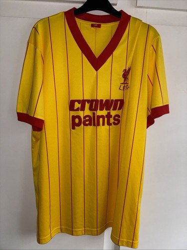 1982 84 liverpool away - 1982/84,