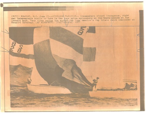 Racing sail yacht - racing,
