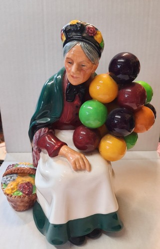 Royal doulton figure vintage - royal,