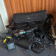 Sony Handycam CCD-TR425E Camcorder Video-8 XR Video Camera HI-8 / 8mm 