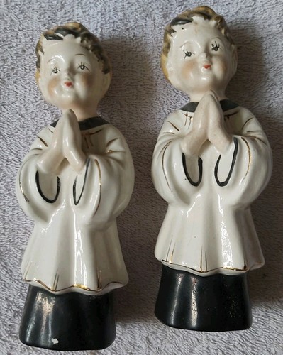 Pair vintage ceramic - pair, praying