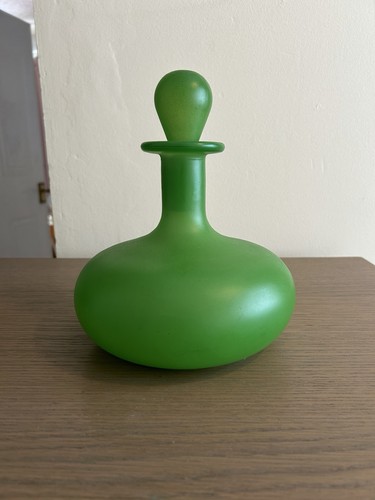 Mid century style - mid, green
