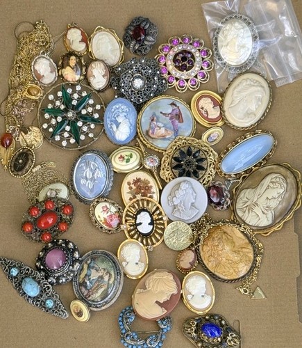 Large vintage cameo jewelry - large,