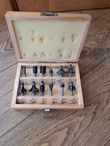Bosch router bit - router,