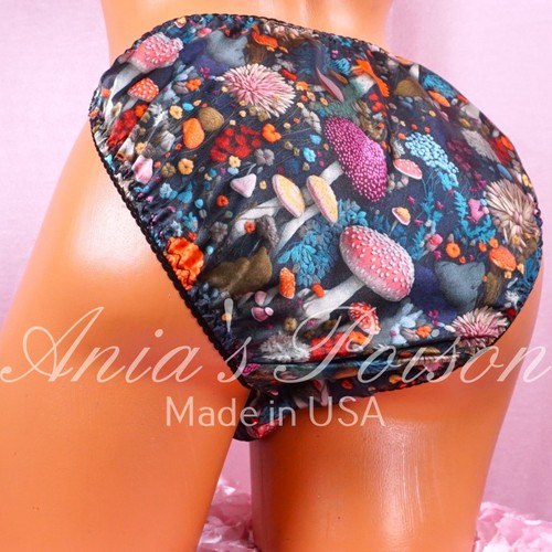 Halloween sissy satin - halloween,