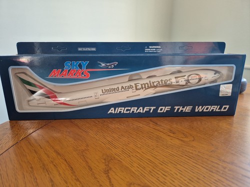 Emirates special livery boeing - special,