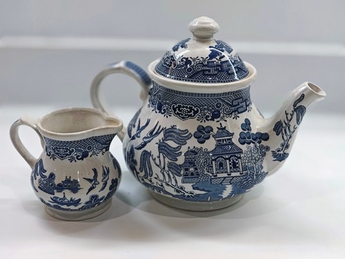 Churchill willow pattern - willow,