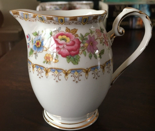 Vitage royal grafton - , milk