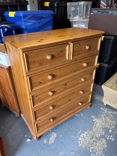 Solid pine chest drawers - of, 6