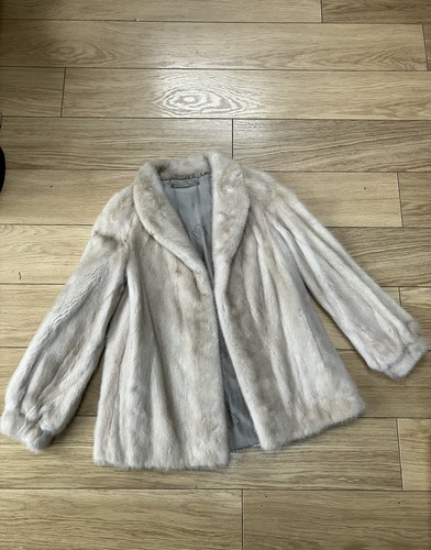 Sovereign beige short real fur - real,