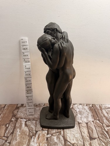 Heredities the embrace cold - embrace",
